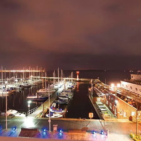 24, Pier 24, Blickrichtung Offene Seebinnenhafen Nord *